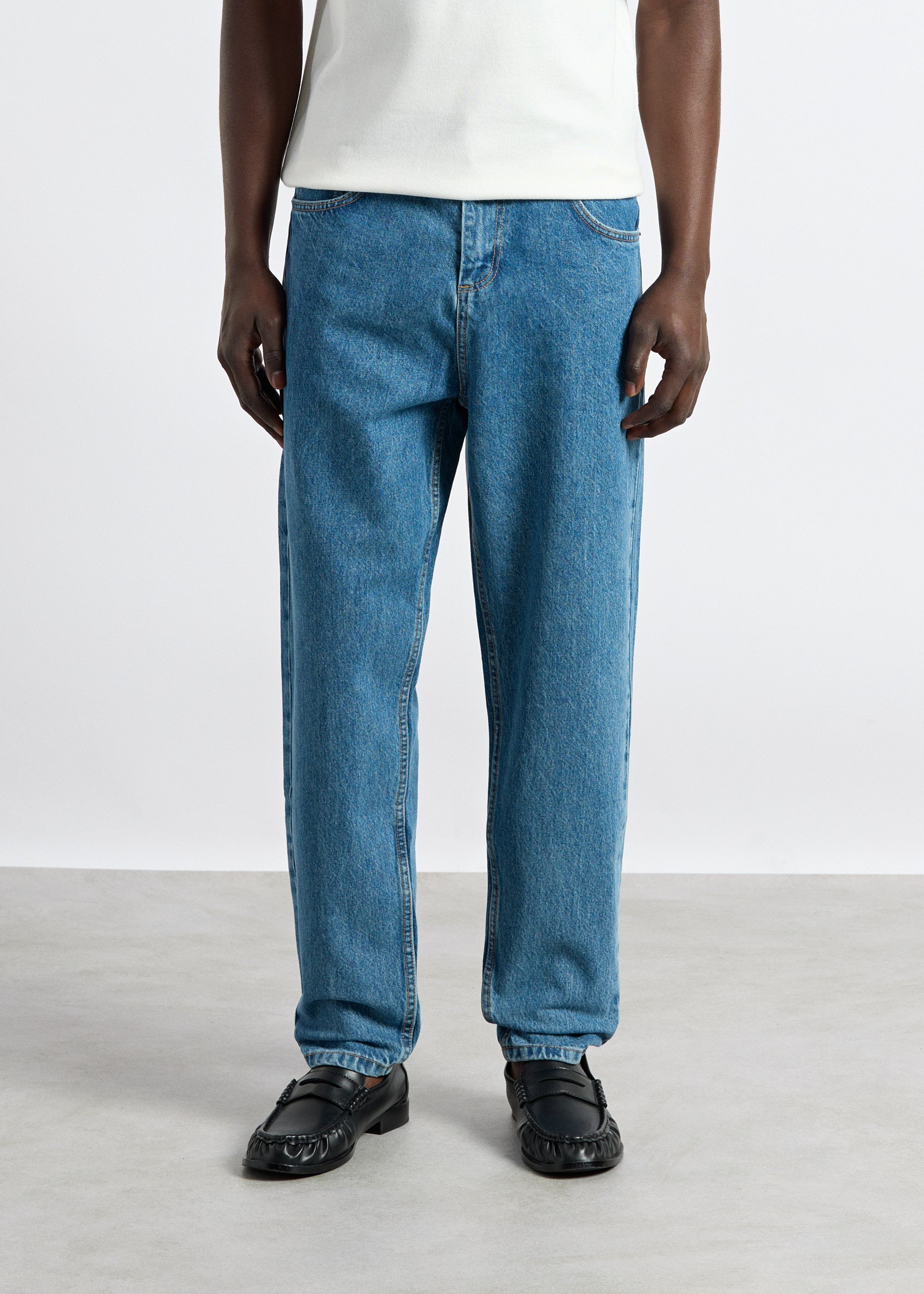 Matteo Tapered Jeans