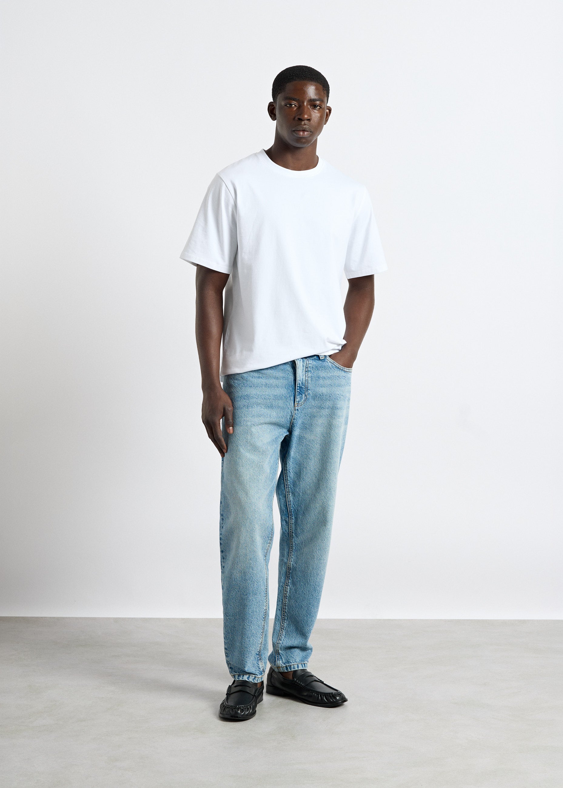 Matteo Tapered Jeans
