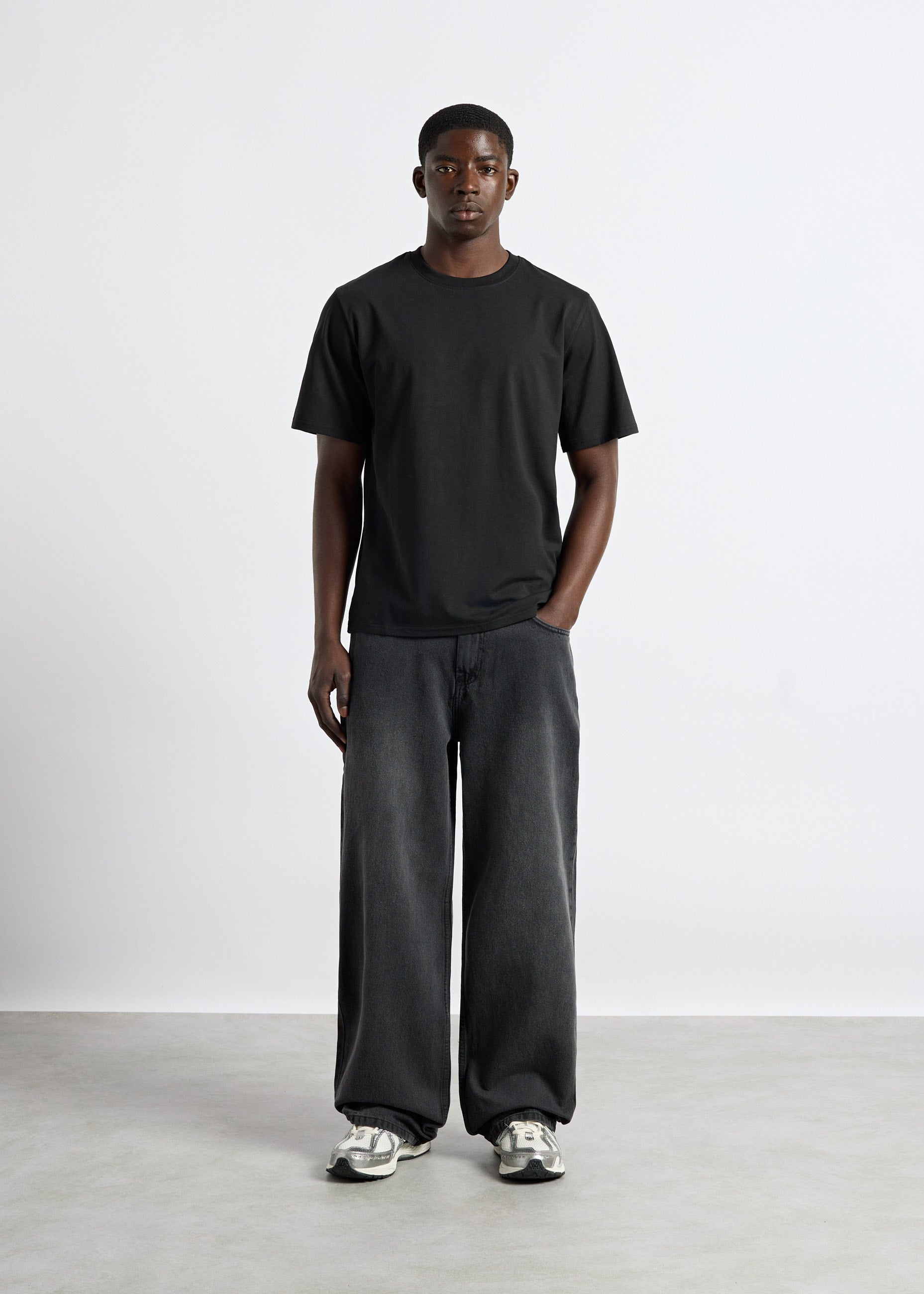Vince Baggy Jeans
