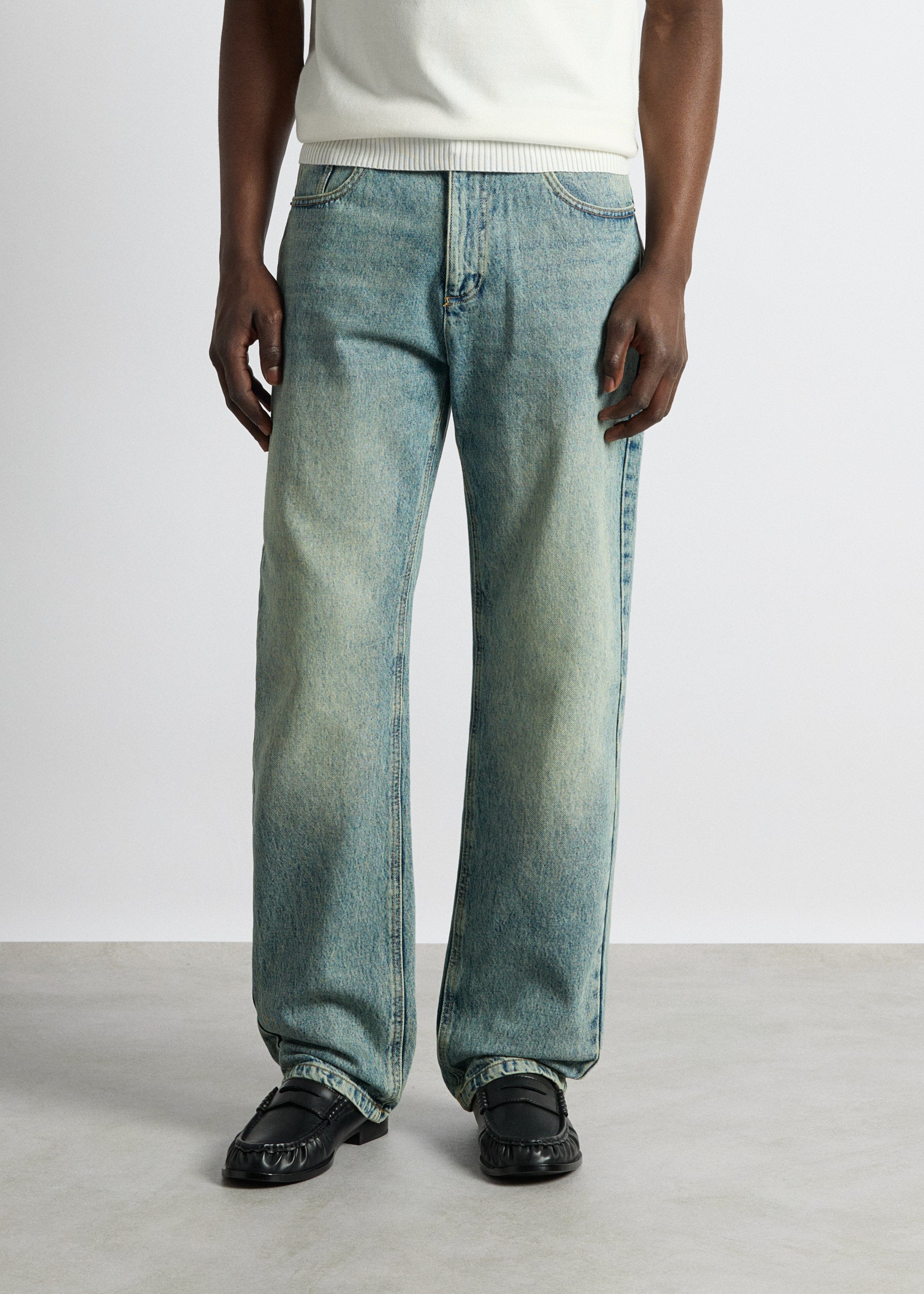 John Straight Jeans