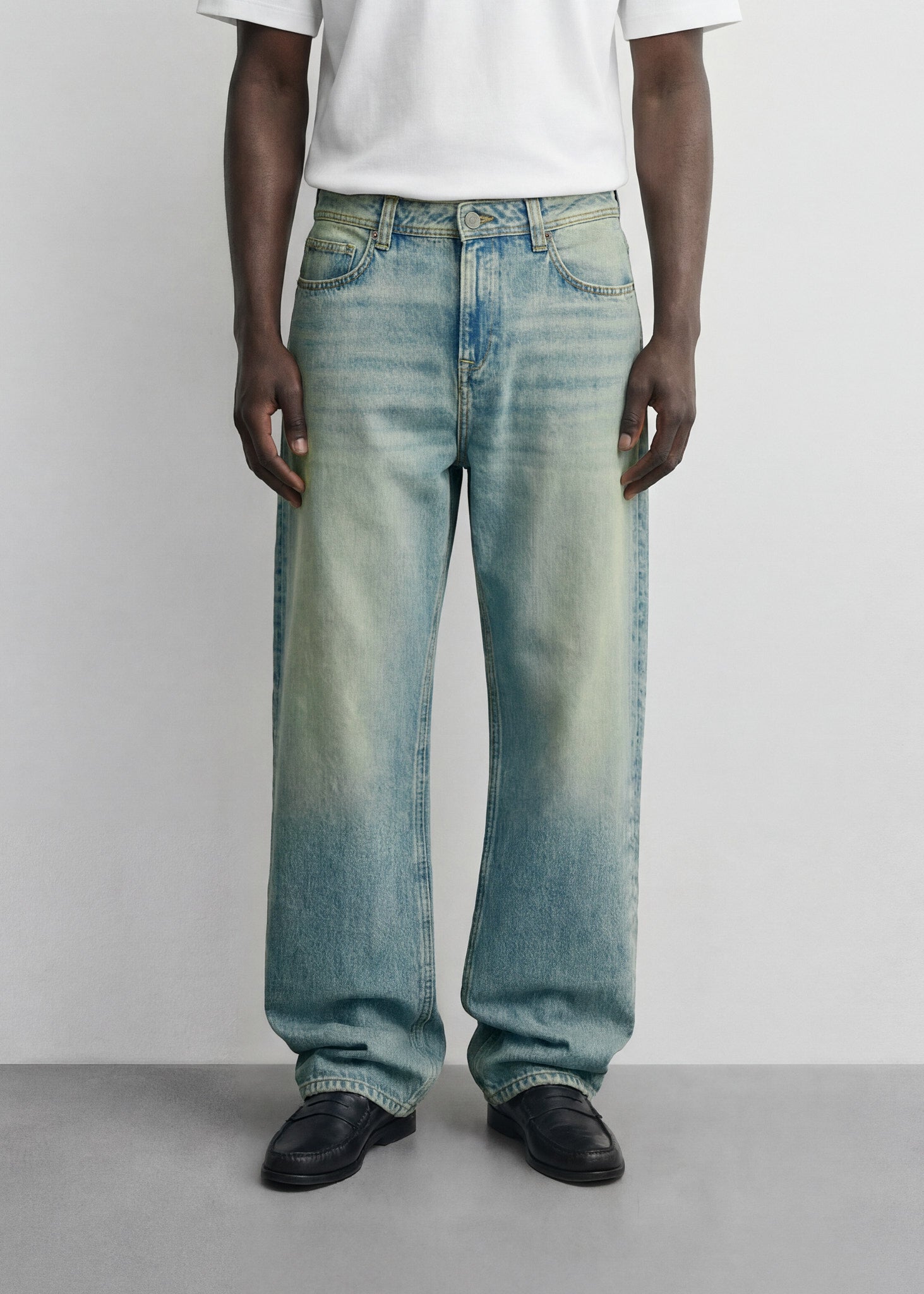 Vince Baggy Jeans