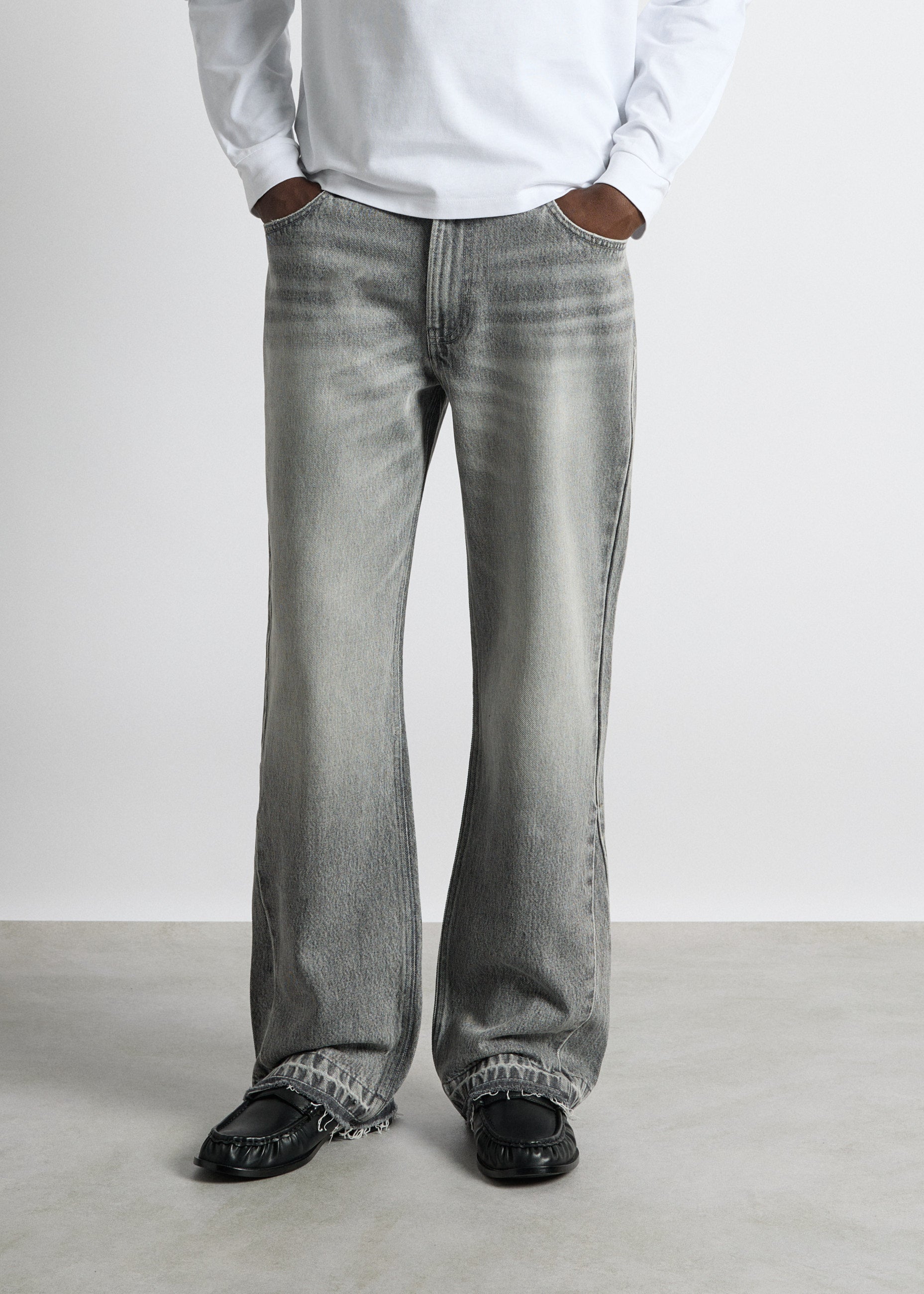 Tony Flared Open Hem Jeans