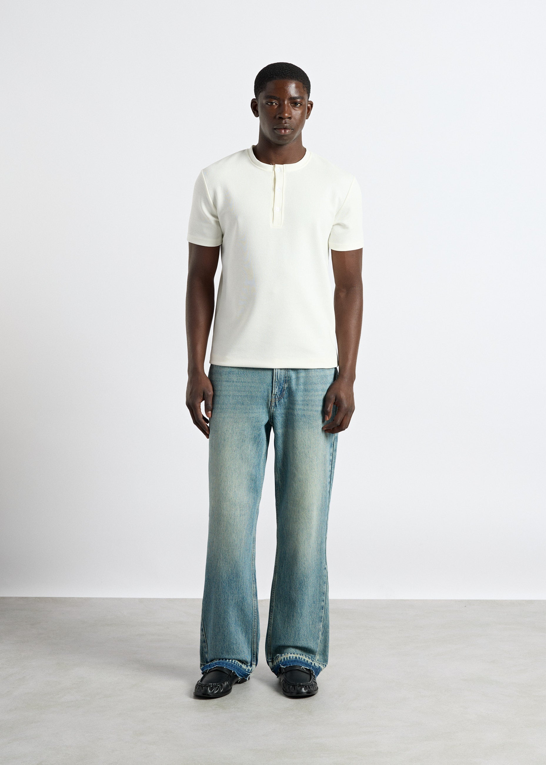 Tony Flared Open Hem Jeans