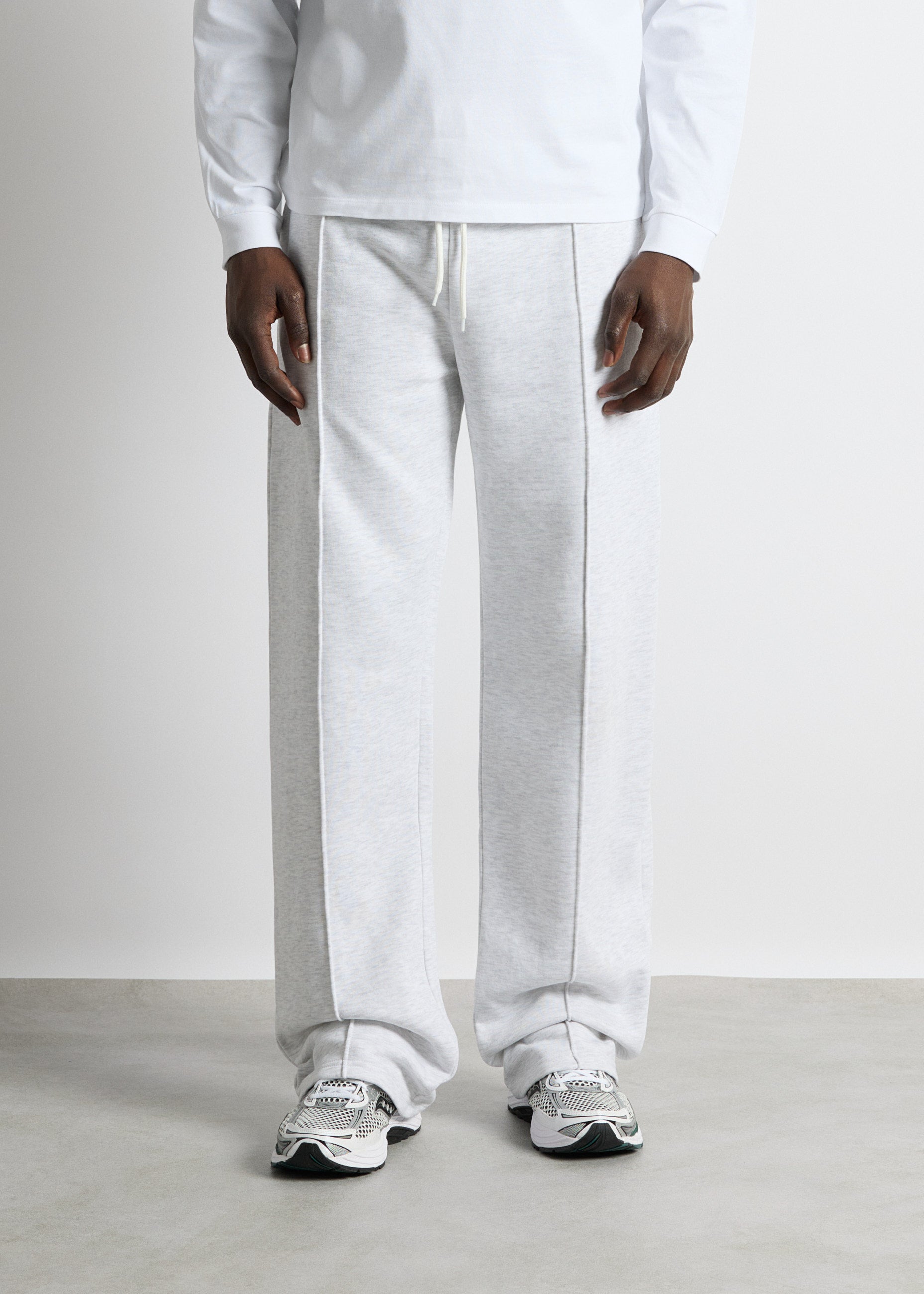 Wide Leg Seam Sweat Pants