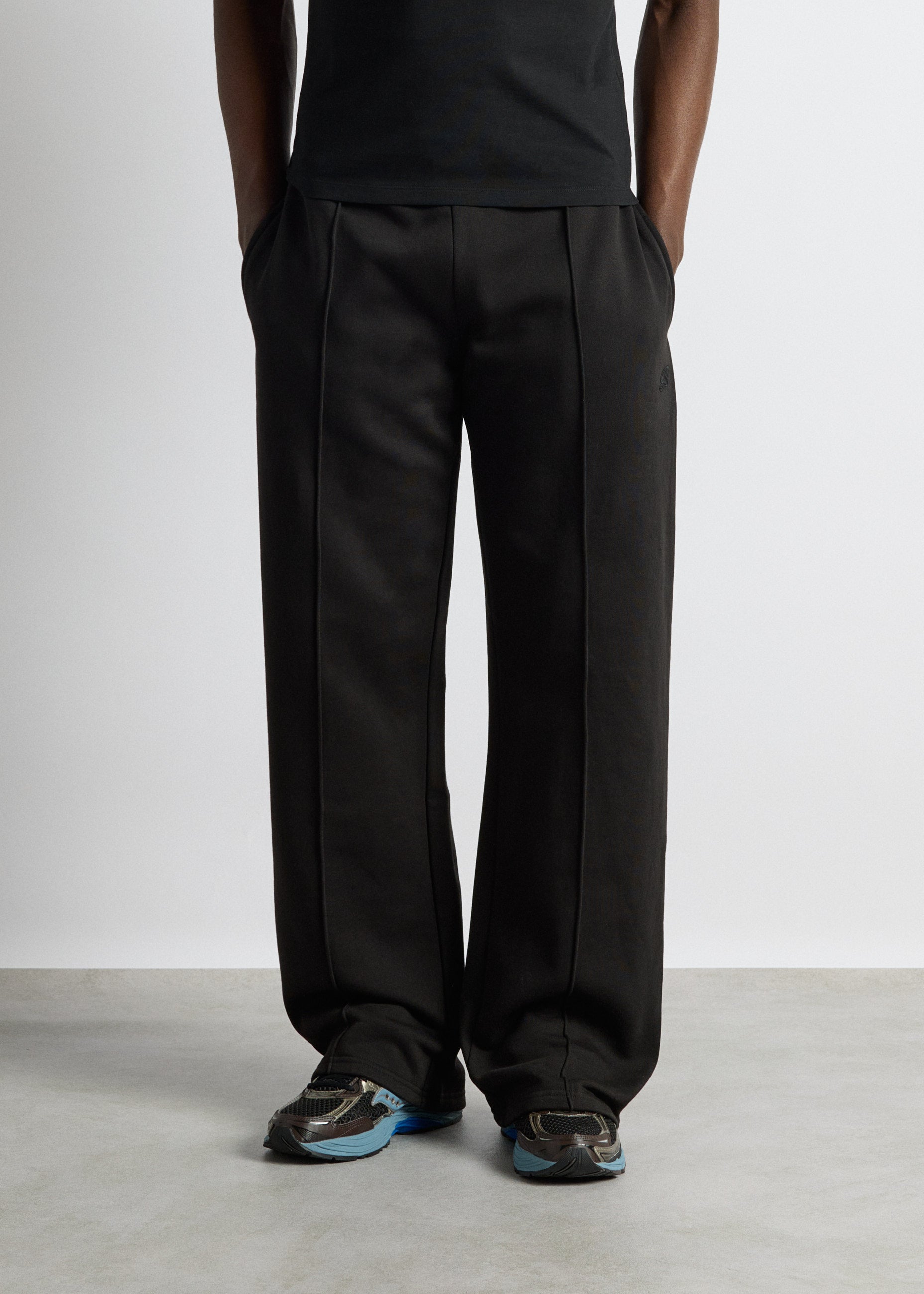 Wide Leg Seam Sweat Pants
