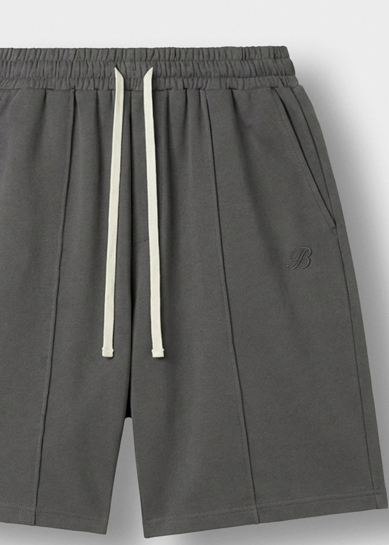 Sweatshorts with Seam
